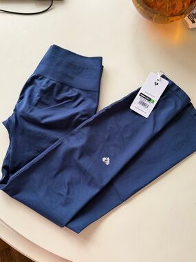 NWT Women’s Best Define 2.0 Seamless Scrunch Leggings